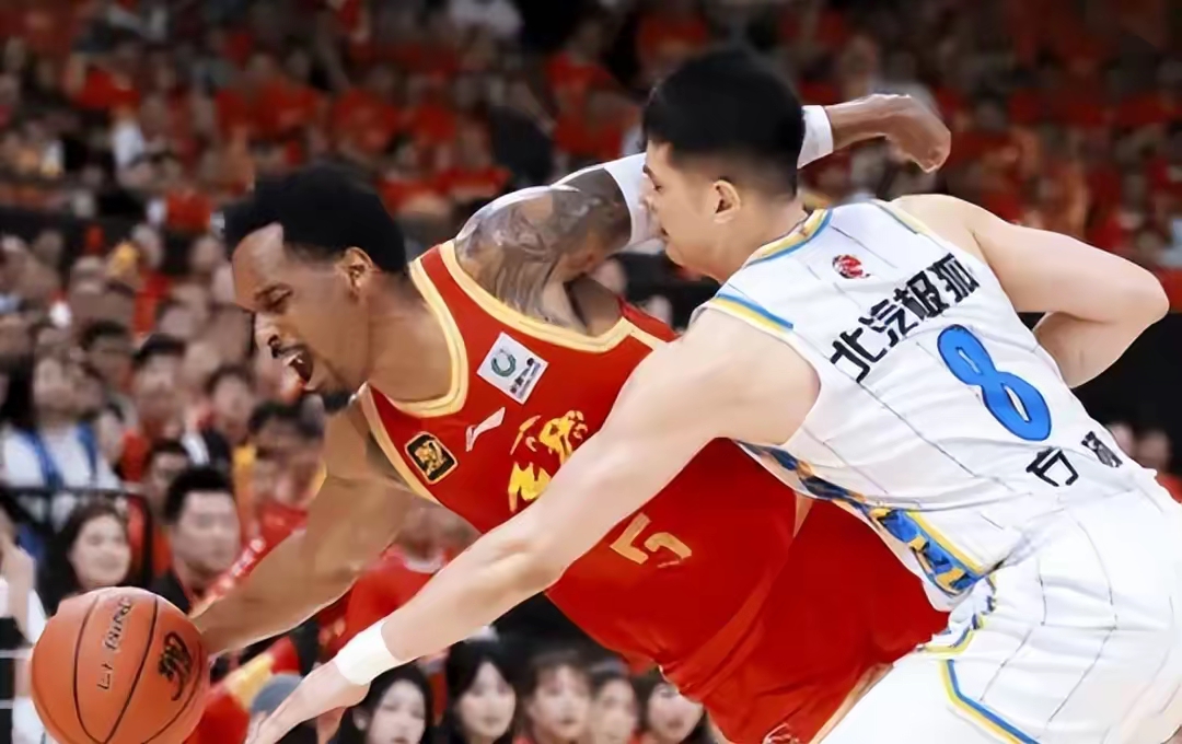 爱游戏体育-Karsa在日本队比赛中领先优势明显,战术调整引发热议!比赛高潮迭起的简单介绍