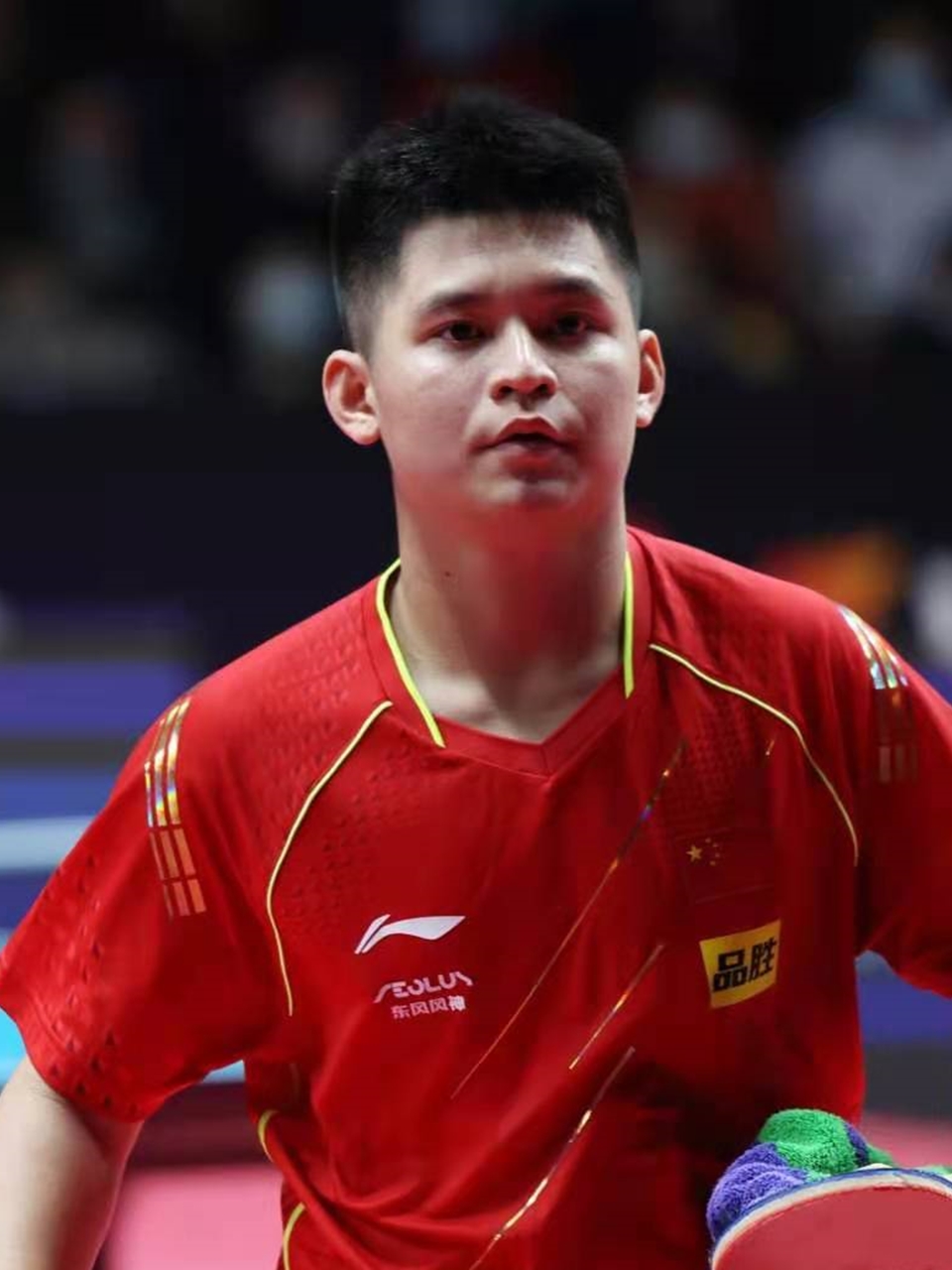 莱万多夫斯基在SKT比赛中反败为胜，出色防守引发热议！引发球迷热议的简单介绍