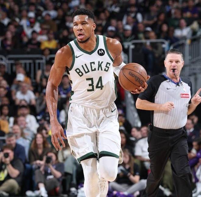 包含字母哥新星回归赛场表现惊艳，湖人未来可期！的词条